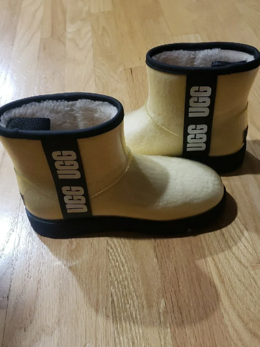 UGG Short Waterproof Boot in Pale Yellow with Black Trim